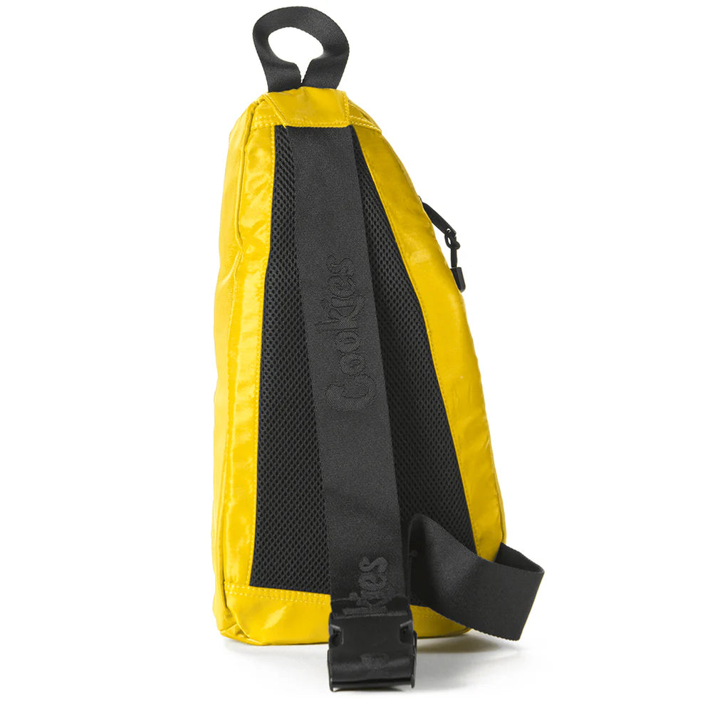 TRAVELER SMELL PROOF SLING BAG