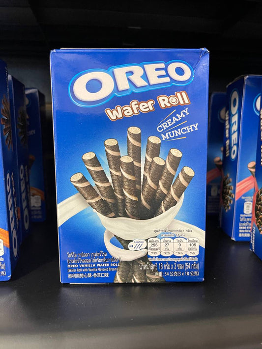 Oreo Cookies & Creme Wafer Rolls